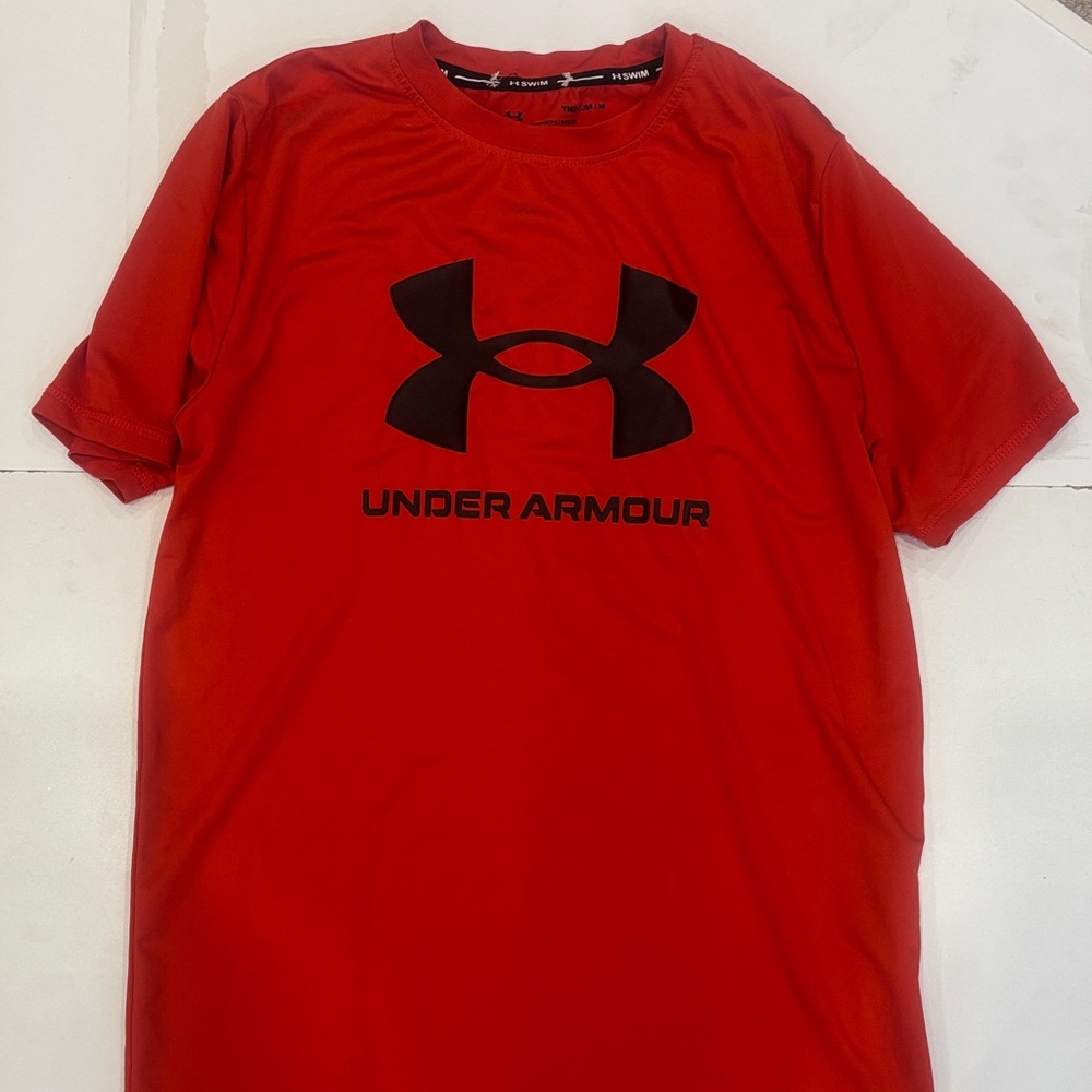 Under Armour Kids Red Rashguard - Picture 2 of 10